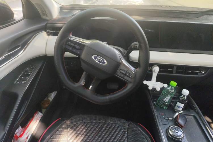 Used Ford EVOS 2022 EcoBoost 245 Style Edition Steering Wheel