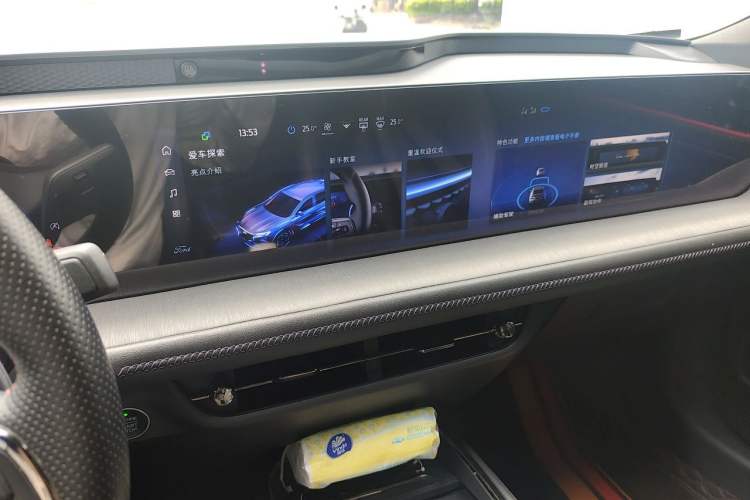 Used Ford EVOS 2022 EcoBoost 245 Sport Edition Audio And AC Panel