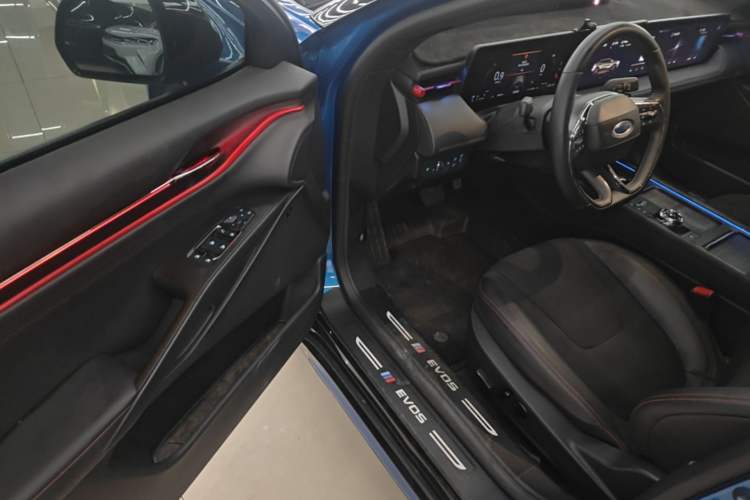 Used Ford EVOS 2022 EcoBoost 245 ST-Line Driver Seat