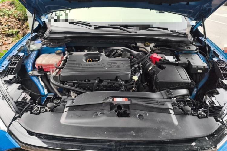 Used Ford EVOS 2022 EcoBoost 245 ST-Line Engine Bay