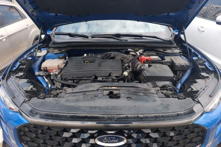 Used Ford EVOS 2022 EcoBoost 245 Sport Edition Engine Bay