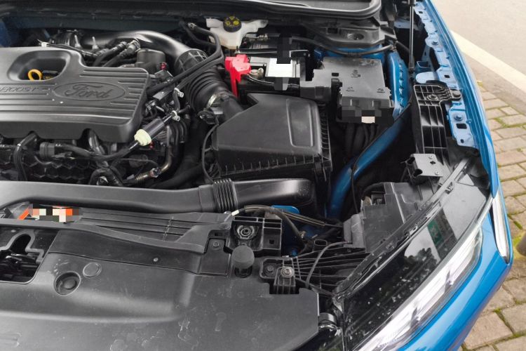 Used Ford EVOS 2022 EcoBoost 245 ST-Line Engine Bay Left