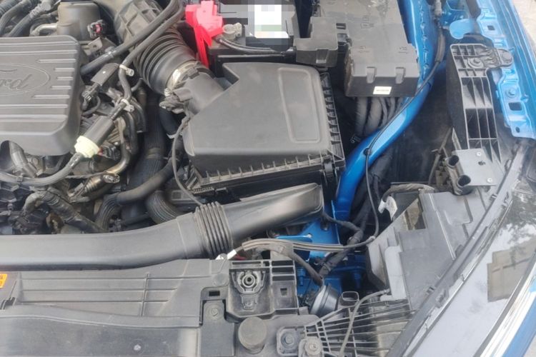 Used Ford EVOS 2022 Facelift EcoBoost 245 ST-Line Engine Bay Left