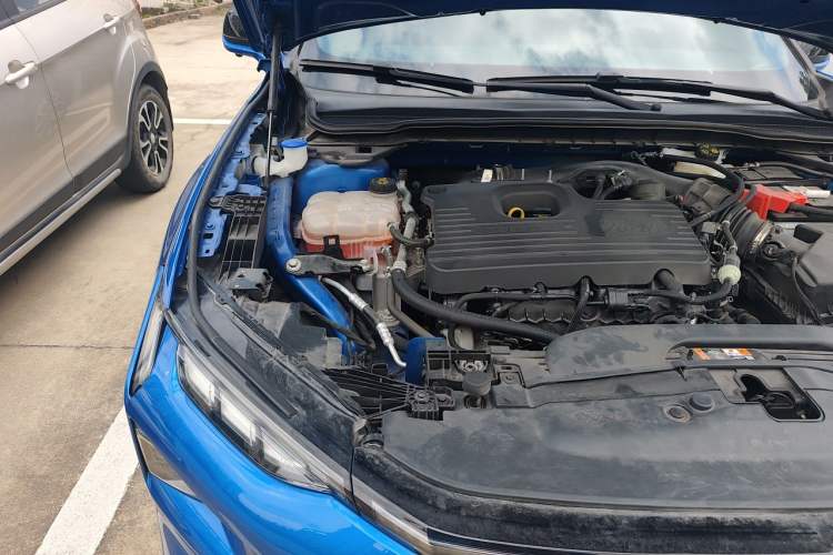 Used Ford EVOS 2022 EcoBoost 245 Sport Edition Engine Bay Right
