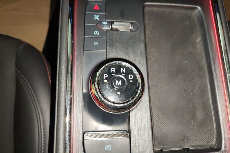 Used Ford EVOS 2022 EcoBoost 245 Sport Edition Gear Lever