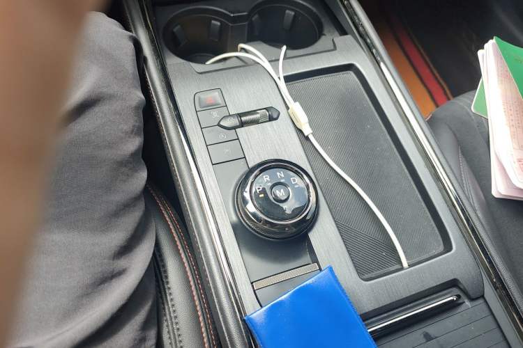 Used Ford EVOS 2022 EcoBoost 245 Sport Edition Gear Lever