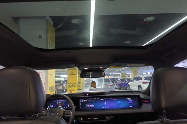 Used Ford EVOS 2022 EcoBoost 245 ST-Line Headliner