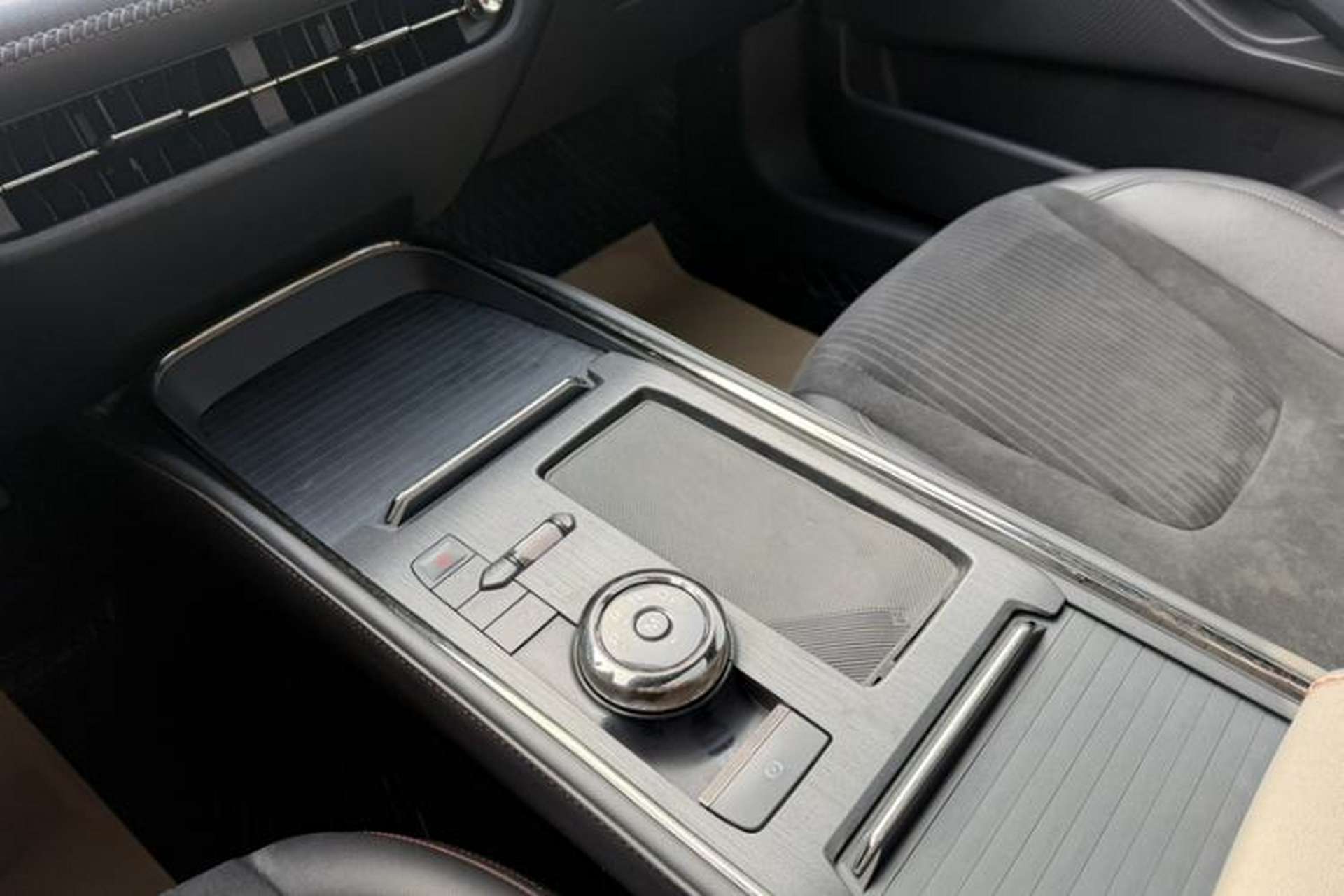 Used Ford EVOS 2022 EcoBoost 245 Sport Edition Interior 1