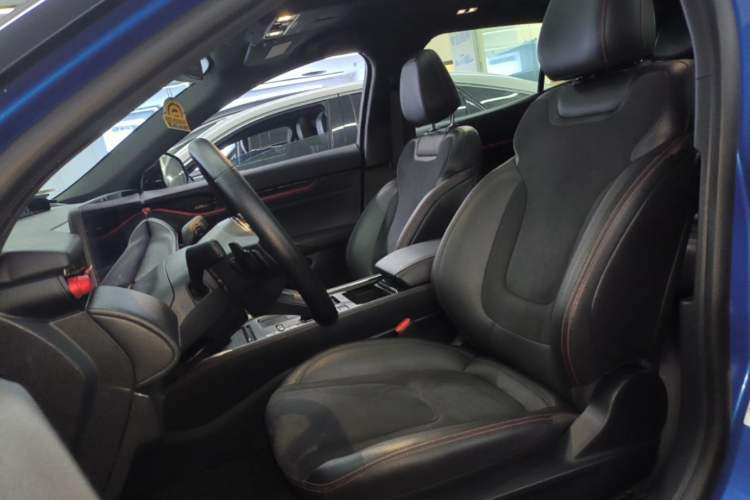 Used Ford EVOS 2022 EcoBoost 245 ST-Line Left Front Seat