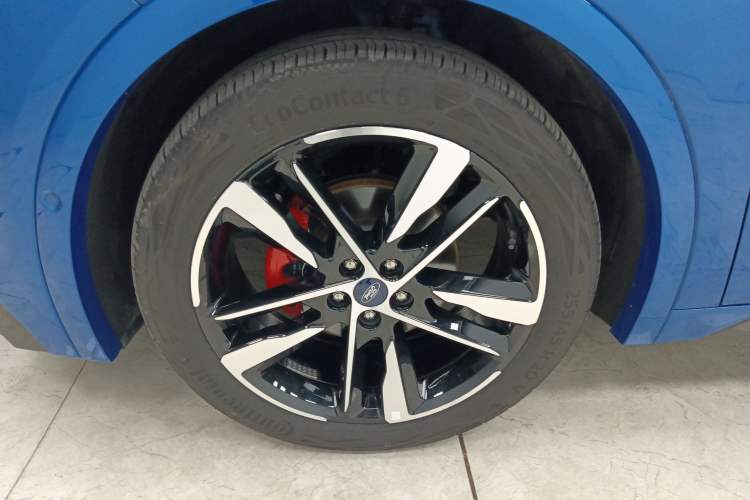 Used Ford EVOS 2022 EcoBoost 245 ST-Line Left Front Wheel Hub