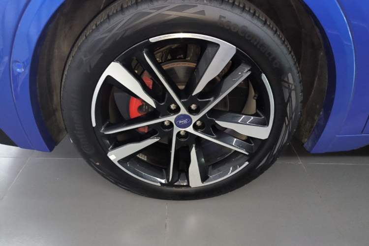 Used Ford EVOS 2022 EcoBoost 245 ST-Line Left Front Wheel Hub