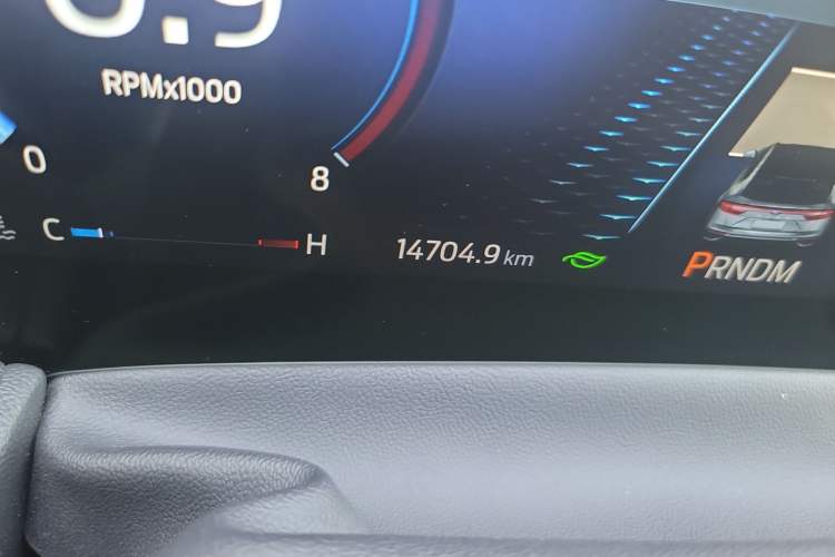 Used Ford EVOS 2022 EcoBoost 245 ST-Line Odometer Close Up