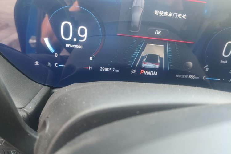 Used Ford EVOS 2022 Facelift EcoBoost 245 ST-Line Odometer Close Up
