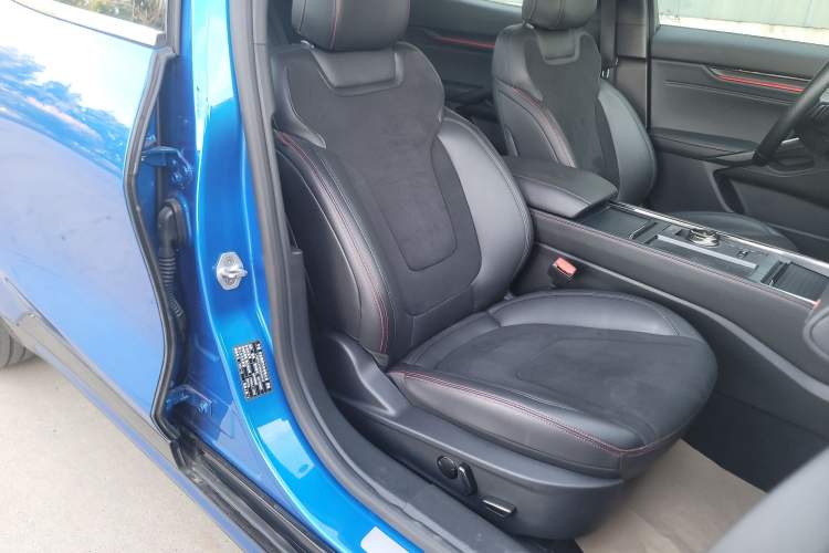 Used Ford EVOS 2022 EcoBoost 245 ST-Line Right Front Seat