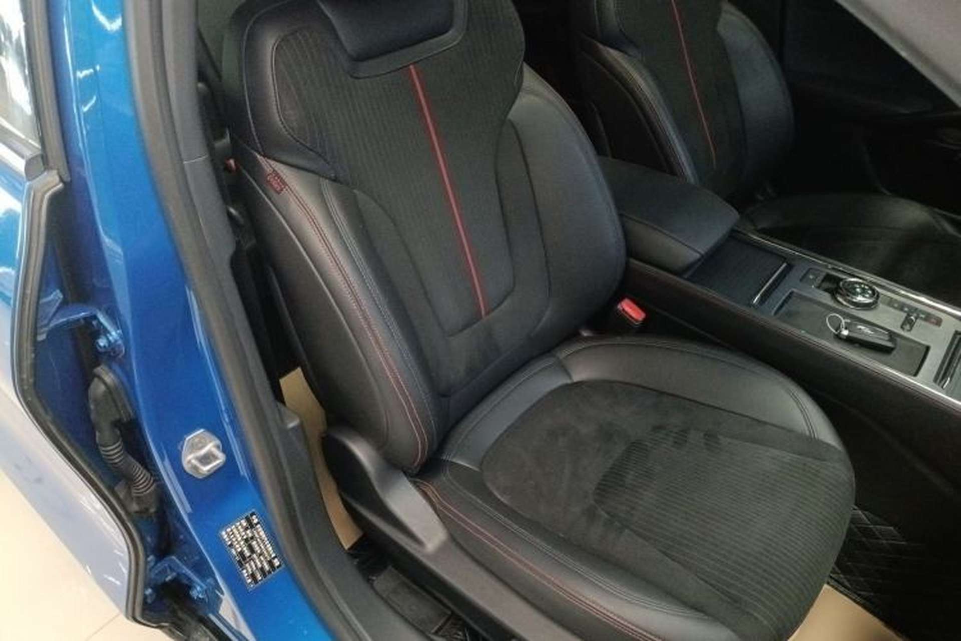 Used Ford EVOS 2022 EcoBoost 245 Sport Edition Right Front Seat