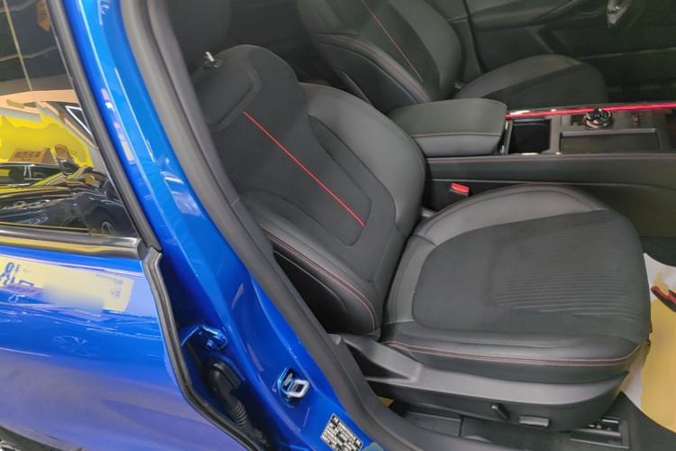Used Ford EVOS 2022 EcoBoost 245 Sport Edition Right Front Seat