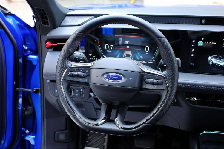 Used Ford EVOS 2022 EcoBoost 245 Sport Edition Steering Wheel