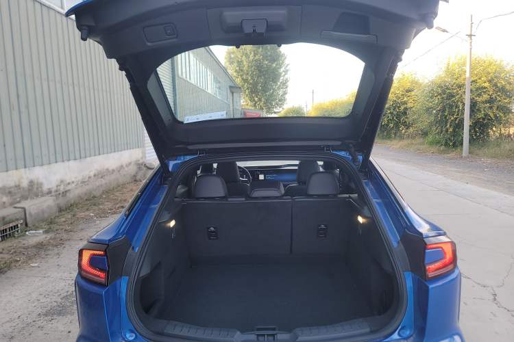 Used Ford EVOS 2022 EcoBoost 245 ST-Line Trunk