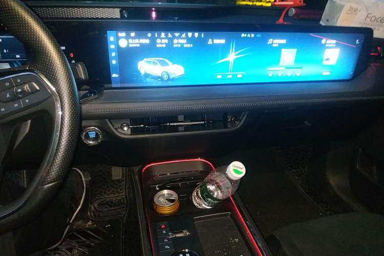 Used Ford EVOS 2022 EcoBoost 245 ST-Line Audio And AC Panel