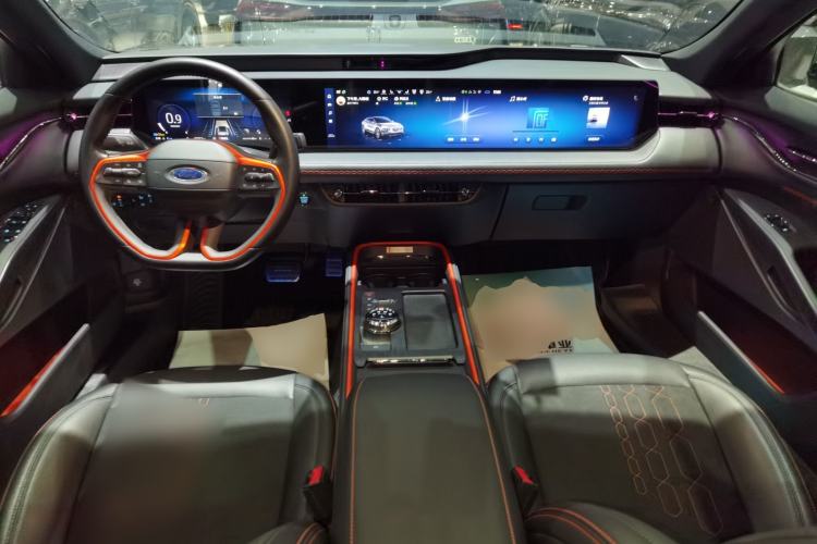 Used Ford EVOS 2022 EcoBoost 245 First Edition Limited Edition Center Console