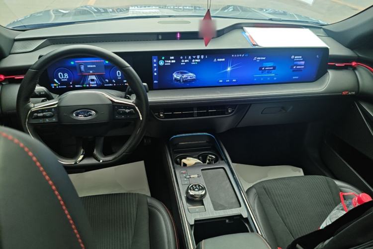 Used Ford EVOS 2022 EcoBoost 245 Sport Edition Center Console