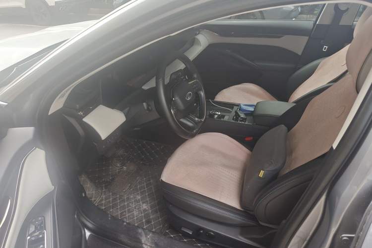 Used Ford EVOS 2022 EcoBoost 245 Style Edition Driver Seat