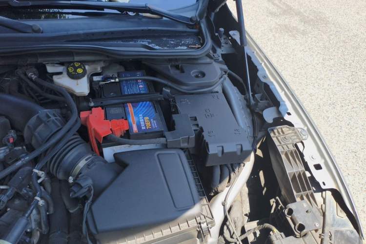 Used Ford EVOS 2022 EcoBoost 245 Sport Edition Engine Bay Left
