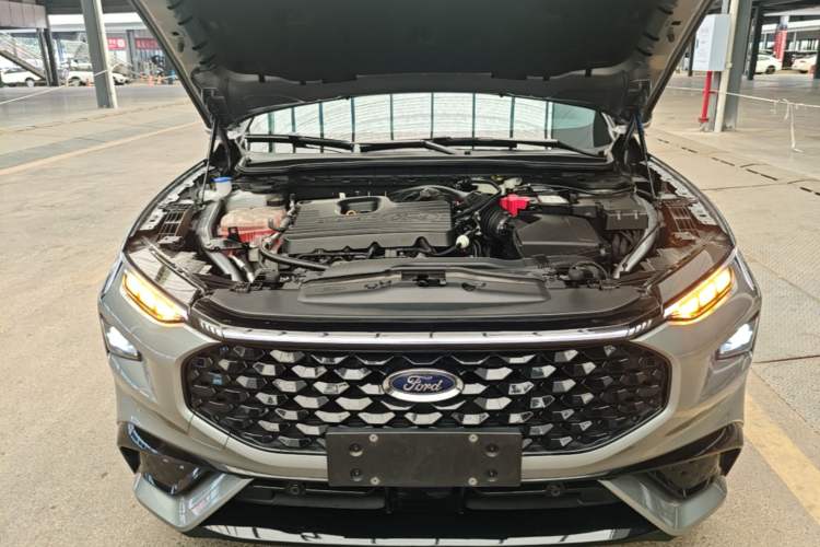 Used Ford EVOS 2022 EcoBoost 245 Sport Edition Engine Bay