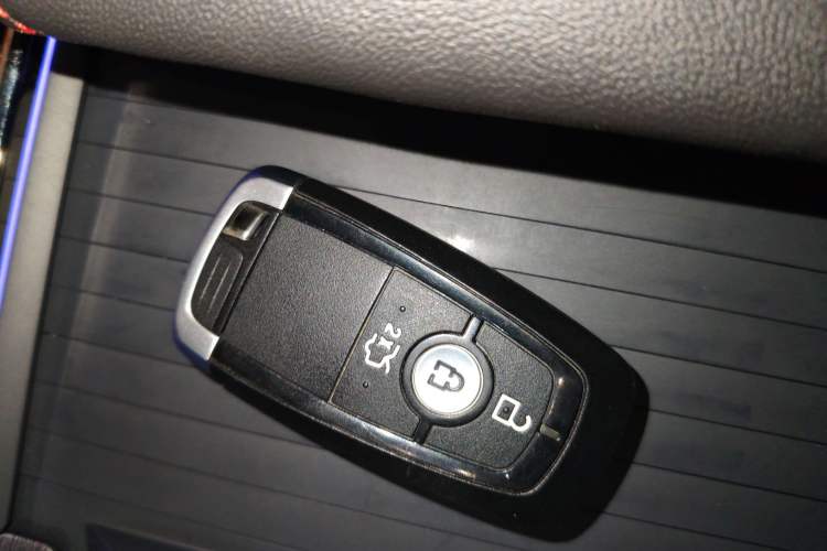 Used Ford EVOS 2022 EcoBoost 245 ST-Line Interior 1