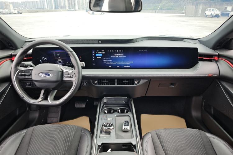Used Ford EVOS 2022 EcoBoost 245 Sport Edition Interior 2
