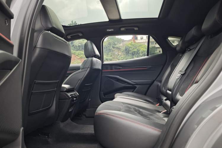 Used Ford EVOS 2022 EcoBoost 245 Sport Edition Interior 3