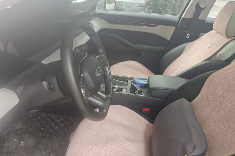 Used Ford EVOS 2022 EcoBoost 245 Style Edition Left Front Seat
