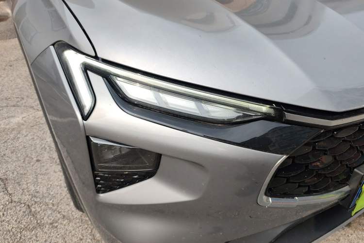 Used Ford EVOS 2022 EcoBoost 245 Style Edition Right Front Headlight