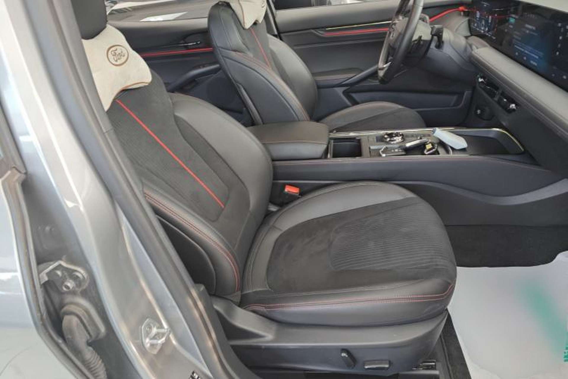 Used Ford EVOS 2022 EcoBoost 245 Sport Edition Right Front Seat