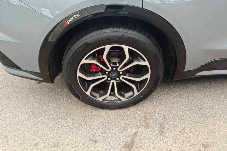 Used Ford EVOS 2022 EcoBoost 245 Sport Edition Right Rear Wheel Hub