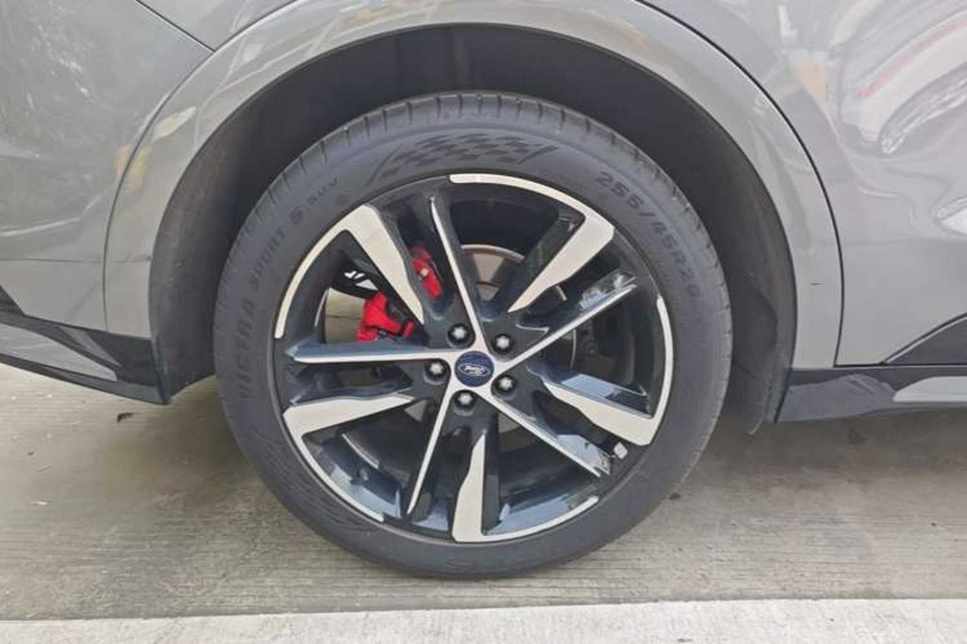 Used Ford EVOS 2022 Facelift EcoBoost 245 ST-Line Right Rear Wheel Hub
