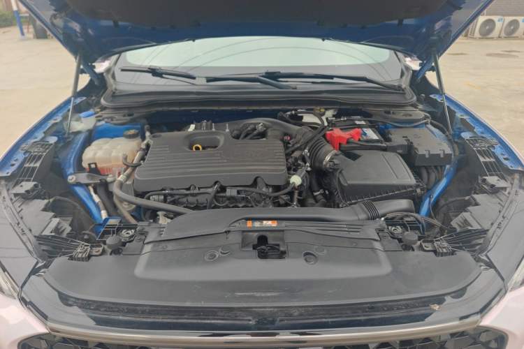 Used Ford EVOS 2022 EcoBoost 245 ST-Line Engine Bay
