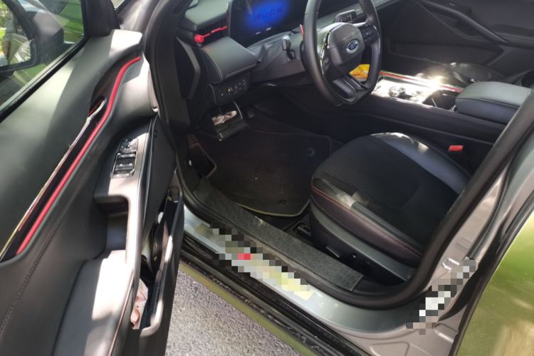 Used Ford EVOS 2022 EcoBoost 245 Sport Edition Driver Seat