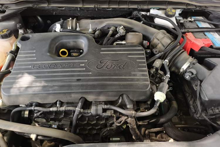 Used Ford EVOS 2022 EcoBoost 245 Sport Edition Engine Bay