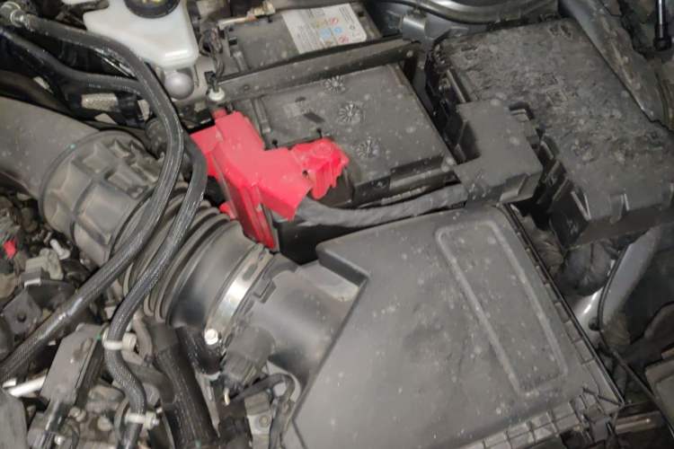Used Ford EVOS 2022 EcoBoost 245 ST-Line Engine Bay Left