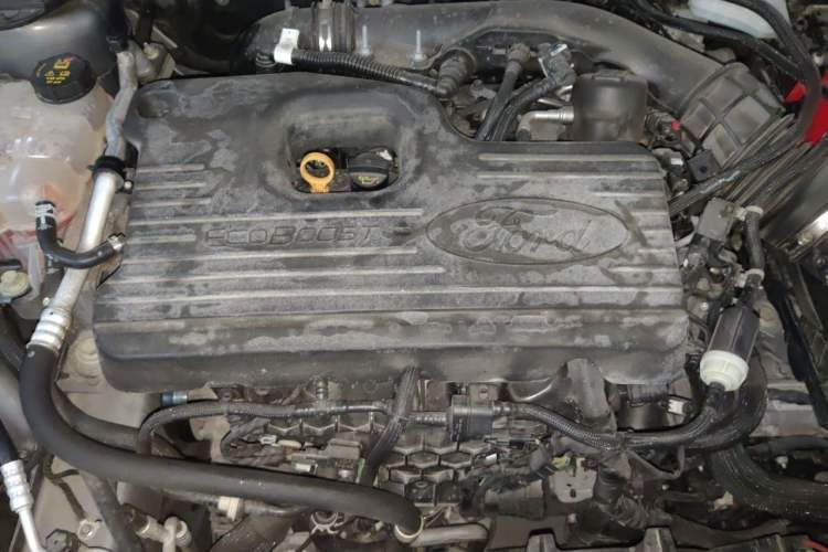 Used Ford EVOS 2022 EcoBoost 245 ST-Line Engine Bay