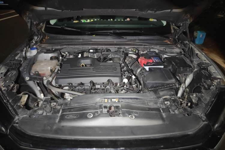 Used Ford EVOS 2022 EcoBoost 245 Style Edition Engine Bay