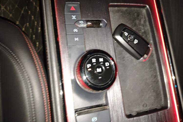 Used Ford EVOS 2022 EcoBoost 245 Sport Edition Gear Lever