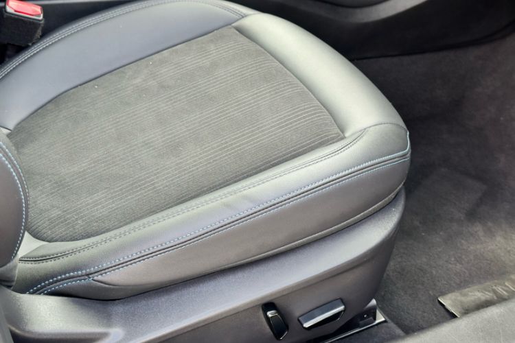 Used Ford EVOS 2022 EcoBoost 245 Style Edition Interior 8