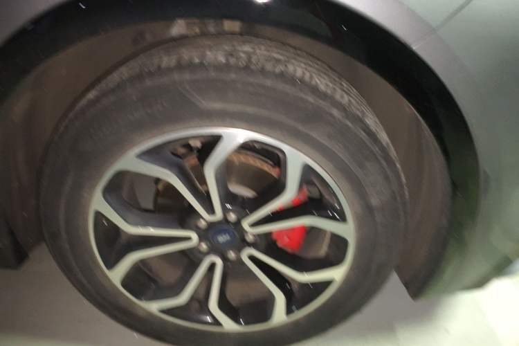 Used Ford EVOS 2022 EcoBoost 245 Sport Edition Right Front Wheel Hub