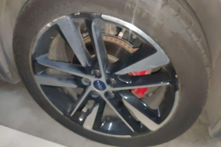 Used Ford EVOS 2022 EcoBoost 245 ST-Line Right Front Wheel Hub