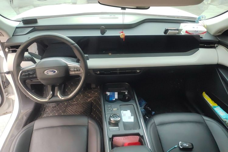 Used Ford EVOS 2022 EcoBoost 245 Style Edition Center Console
