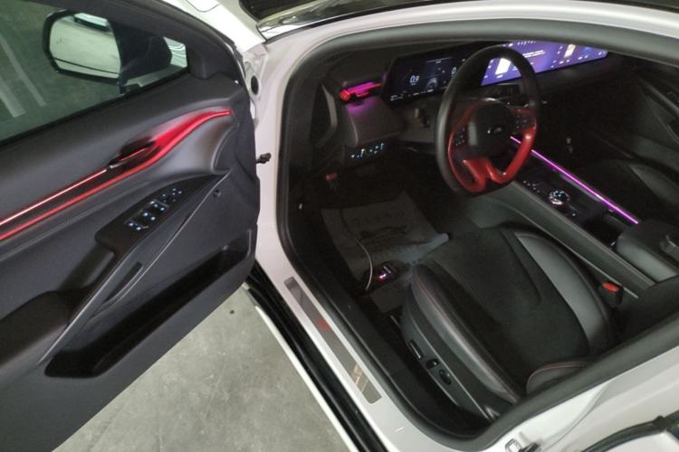 Used Ford EVOS 2022 EcoBoost 245 Sport Edition Driver Seat