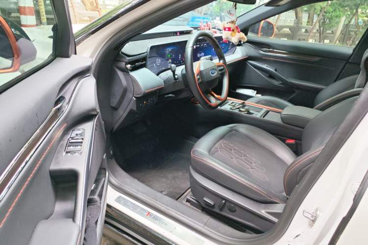 Used Ford EVOS 2022 EcoBoost 245 First Edition Limited Edition Driver Seat