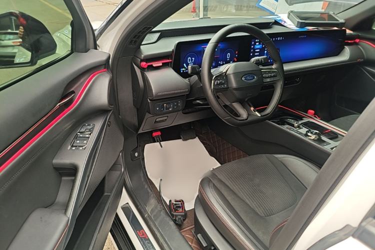 Used Ford EVOS 2022 EcoBoost 245 Sport Edition Driver Seat